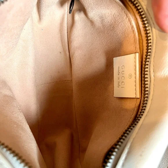Gucci GG Marmont Mini shoulder bag - Picture 10 of 16